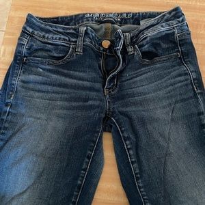 American eagle low rise jeans